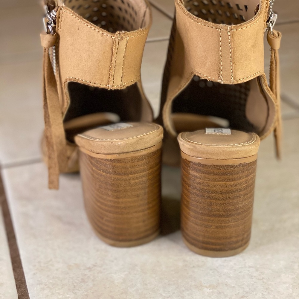 Booties Steve Madden Notion Heels - image 3